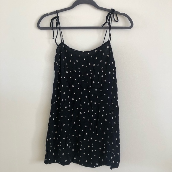 Reformation Dresses & Skirts - Reformation Mini Dress